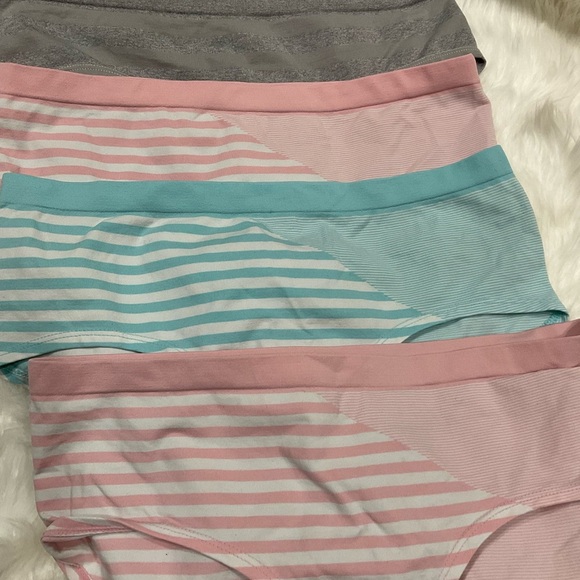 4 Victorias Secret Hiphugger Set - Pink, Blue, Gray - Picture 5 of 6